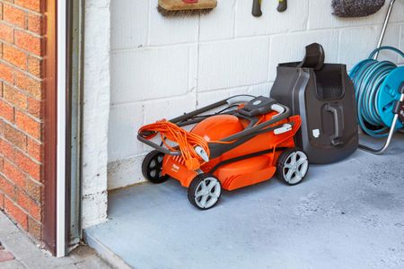 Flymo EasiStore 340R Electric Rotary Lawn Mower – 34cm, 35L Grass Box, Rear Roller