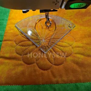 HONEYSEW Free Motion Quilting Template Sewing Ruler Templates for Most of Domestic Sewing Machine (#2 Fan Petal)