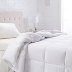 Amazon Basics Down Alternative Bed Comforter - 224 x 224 cm, All-Season, White