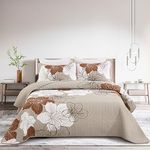 DJY Brown Quilt Set Queen Taupe Floral Pattern Quilt Coverlet Set Boho Floral Bedspread with 2 Pillow Shams Elegant Flower Bedding Quilt Set for All Season (3 Pieces, 90"x 96")