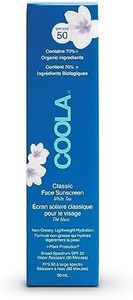 Coola Classic - Loción solar facial SPF 50, 70% + hidratante facial orgánico diario SPF protector solar, vegano y sin parabenos, té blanco natural, 50 ml