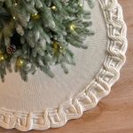 KHOYIME White Knitted Christmas Tree Skirt 48 Inches, Rustic Vintage Large Xmas Tree Rug Skirt Chunky Thick Knit Boho Under Tree Skirt, Farmhouse Indoor Holiday Decorations New Year Home Party Decor