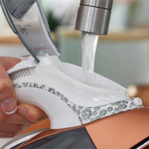 Breville DiamondXpress Steam Iron – 3100W, Diamond Ceramic Soleplate, 400ml Tank, White/Rose Gold