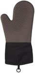 OXO Good Grips Silicone Oven Mitt – Heat & Flame Resistant – Non-Slip Grip for Secure Handling – Water & Stain Resistant – Soft Fabric Interior – 13-Inch Arm Protection – Machine Washable