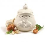 Norpro 254 White Stoneware Garlic Keeper, Off-White