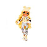 RAINBOW HIGH Winter Break Sunny Madison – Yellow Winter Break Fashion Doll with and Playset 2 Complete Doll Outfits, Pair of Skis and Winter Doll Accessories, Great Gift for Kids 6-12 Years Old