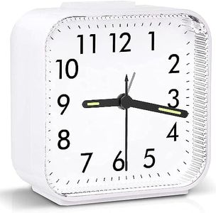 OQIMAX Analog Alarm Clock, Bedside Silent Alarm Clocks Battery Powered, Non Ticking Travel Clock with Night Light, Snooze, Easy Set, Clock for Heavy Sleepers Kids Elder Travel Bedroom Office, White