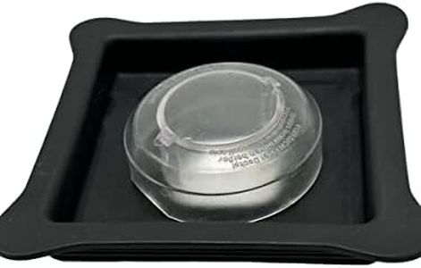 KitchenKreation Latching Lid compatible with Blendtec Blenders. Compatible with Blendtec Fourside and Blendtec Wildside Plus. Comes with clear plug. Firm grip and durable.