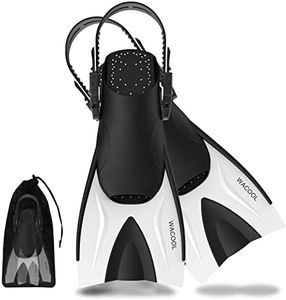 WACOOL Adult Short Light Adjustable Travel Size Fins Short Blade Fins Flippers for Snorkeling Diving Scuba Swimming Training (White,S-M)