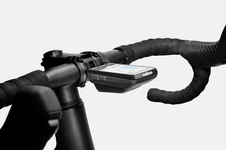 Wahoo Fitness ELEMNT ROAM V3 GPS Bike Computer – Black