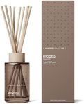 Skandinavisk HYGGE ‘Cosiness’ Reed diffuser with 8 Reeds, Lasts +3 Months, Scent Notes: Black tea and mint leaves, dried apples and baked cinnamon, 100 ml