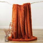 BATTILO HOME Luxury Faux Fur Throw Blanket, 125x150cm Orange Fluffy Blanket Faux Fur Bed Throw, Soft Cozy Shaggy Plush Fuzzy Fur Blanket for Sofa Couch Bedroom Living Room