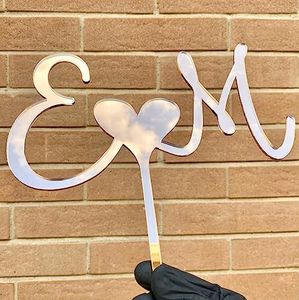 Cake Topper Nuziale con Iniziali e Cuore per Matrimonio Wedding o Anniversario