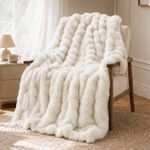 HOMLYNS Heated Blanket Throw, Faux Fur Bubble Electric Blanket, White