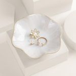 White Ceramic Jewelry Dish, Lotus Leaf-Shaped Trinket Tray and Ring Holder, Decorative Key Bowl, Elegant Home Decor Accent Piece (White)