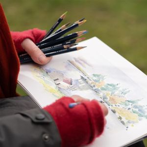 Derwent Watercolour Pencils Set – 24 Vibrant Artist Colors