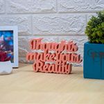 NUKKAD TALES Thoughts Make Your Reality Peach Aesthetic Table Decor - Ideal for Home Study, Office Desk. Quirky Room Decoration Perfect for Birthdays, Corporate Gifting.