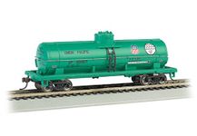 Bachmann ACF 36' 6" 10,000 Gallon Single Dome Tank Car-Union Pacific-Potable Water N Scale, Prototypical Green