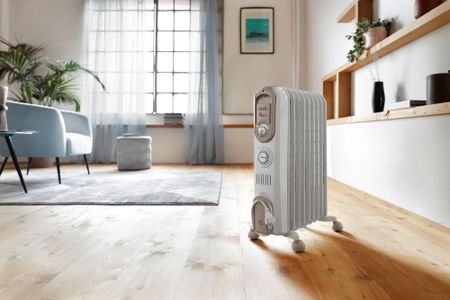 DeLonghi Electric Oil Heater – Vento Portable Radiator