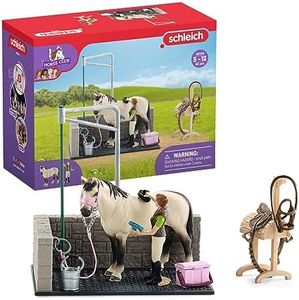 Schleich Horse Club, Horse Gifts for Girls and Boys, Horse Wash Area Horse Set with Horse Figurine, 11 Pieces