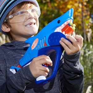 Nerf Junior Sharkfire Blaster Toy – Lightweight Foam Dart Gun for Kids