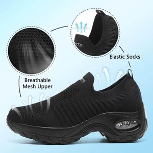Women’s Slip-On Walking Shoes – Arch Support, Lightweight, Black, UK 6