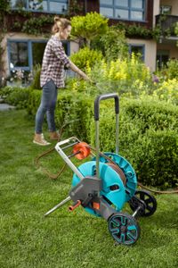 GARDENA CleverRoll M Hose Cart – 20m Capacity, Metal Frame, Drip Device