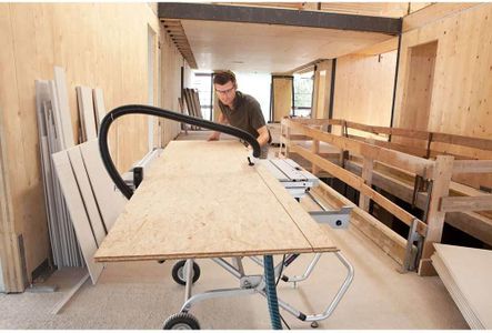 Bosch Professional Table Saw – GTS 10 XC, High Precision Cutting