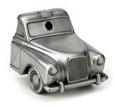 Beer Buddies Novelty Bottle Opener - Silver Finish Wall Mounted London Taxi Cap Remover for Indoors and Outdoors. Cast Resin Body. Aluminium Surface. Zinc Alloy Opener. Includes fixtures and fittings.