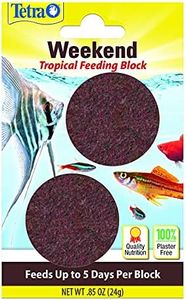 Tetra Weekend Tropical Feeding Block, 2 Blocks, 24g, Slow-Release - Feeds Up to 5 Days Per Block, 100 percent Edible With ProCare Formula For Optimal Health, Plaster-Free
