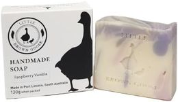 Little Brown Goose Raspberry & Vanilla Natural Handmade Soap. Rejuvenate and moisturise skin with an artisan refreshing and aromatic fragrance. Cold pressed hand body wash- 130g bar