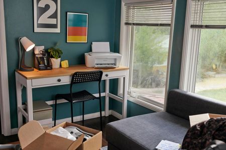 HP DeskJet 2810e Wireless All-in-One Printer – Compact Home Office