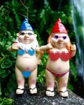 2 PCS Garden Gnomes,4.7 Inch Naughty Gnomes Funny Gnome Statue for Home Indoor or Outdoor Lawn Housewarming Halloween Christmas Easter Garden Decor Gift（Woman and Man）