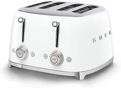 Smeg, Grille-pain 4 Tranches TSF03WHEU, 4 Fentes 36 mm, 6 Niveaux de Brunissage, Fonction Chauffage, Décongélation et Bagel, Éjection Automatique du Pain, 2 Ramasse Miettes, 2000 W, Blanc