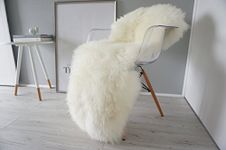 MILABERT AMAZING GENUINE GIANT SHEEPSKIN RUG - CREAMY WHITE SOFT WOOL