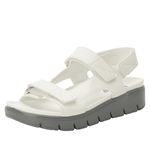 Alegria Henlee Womens Platform Sandal, White, 6-6.5