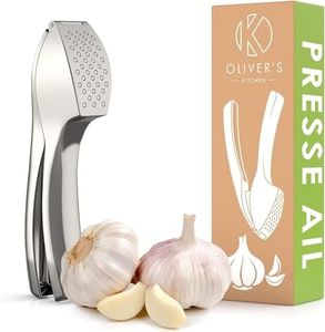 Oliver's Kitchen ® Presse Ail Premium - Hachoir et Broyeur Super Facile à Utiliser et à Nettoyer - Écrase l'Ail et le Gingembre sans Effort (pas besoin d'éplucher) - Solide et Durable à Vie