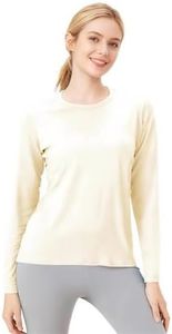 gyprprer Women’s 100% Merino Wool Base Layer Long Sleeve Top, Soft 15.5 Micron Thermal Shirt, Breathable Lightweight Warm Layer for Hiking, Running, Camping & Everyday Wear Cream WhiteM
