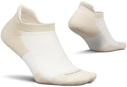 Feetures High Performance Max Cushion Ankle Sock - Tab Socks for Women & Men with Heel Tab - Chai Latte, L (1 Pair)
