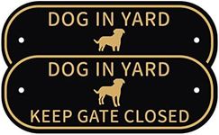 2 Pack 7.87 x 3inches Dogs in Yard Please Close the Gate Sign, Reflective Metal Signs Aluminum Sign Pre-Drilled Holes For Easy Mounting for Fence Door or Gate