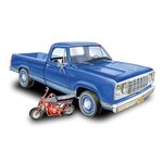 MPC 1978 Dodge D100 Custom Pickup 1:25 Scale Model Kit