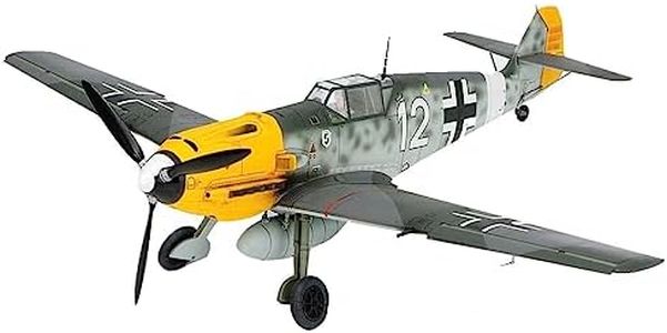 Tamiya 300061063 – 1: 48 WWII Model Set Messerschmitt BF109E-4/7 Trop