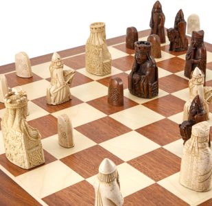 Isle of Lewis Large Chess Set – Mahogany Wood Board