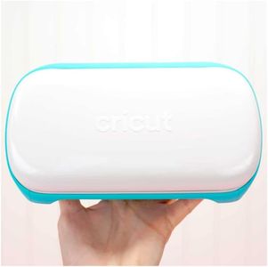 Cricut Joy Gift Bundle – Compact Cutting Machine with Accessories