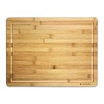 Navaris Wooden Chopping Board - Large Natural Bamboo Kitchen Cutting Board with Crumb and Juice Groove for Food, Meal Prep - Size L, 45 x 34 x 1.8cm