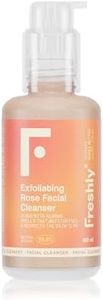 Freshly Cosmetics Limpiador exfoliante, limpia y exfolia el rostro con partículas físicas de cáscara de almendra y saponinas vegetales Exfoliating Rose Facial Cleanser. 100ml