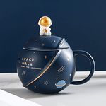 NOSCOMP Astronaut Coffee Mug with Lid & Spoon| Embossed Planet Mug | Space Mug, Ceramic, 3D Creative Astronaut Universe Planet | Leak Proof | Portable (Astronaut - Dark Blue, Capacity - 400 ML)