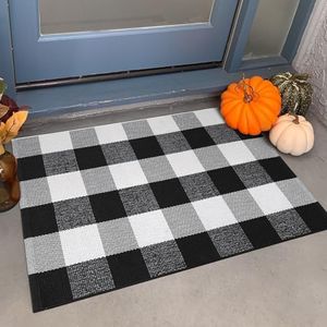 Buffalo Plaid Outdoor Rug Doormat 24'' x 35'', KIMODE Black/White Checkered Farmhouse Cotton Woven Indoor Outdoor Rugs, Washable Porch Door Mats for Front Layered Kitchen Bathroom Laundry Room