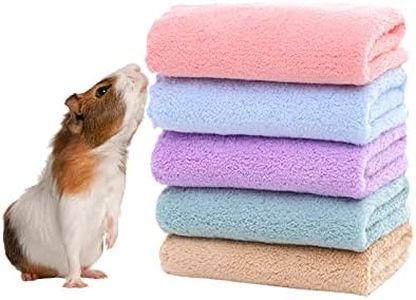 PODOO 5 Pcs of Guinea Pig Fleece Cage Liners, Guinea Pig Blankets Washable, Absorbent Reusable Small Animal Sleepping Mat Pad Cover 11 x 11 Inch