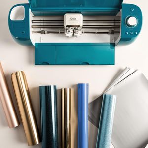 Cricut Explore Air 2 Cutting Machine – Peacock Blue